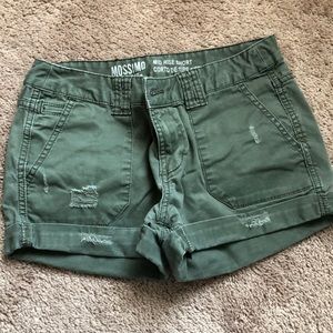 Mid rise shorts